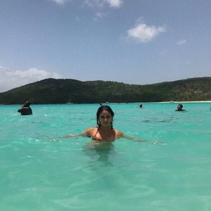 Meet your Posher, Vania